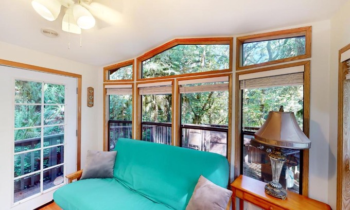 Brookings House | White Narwhal
