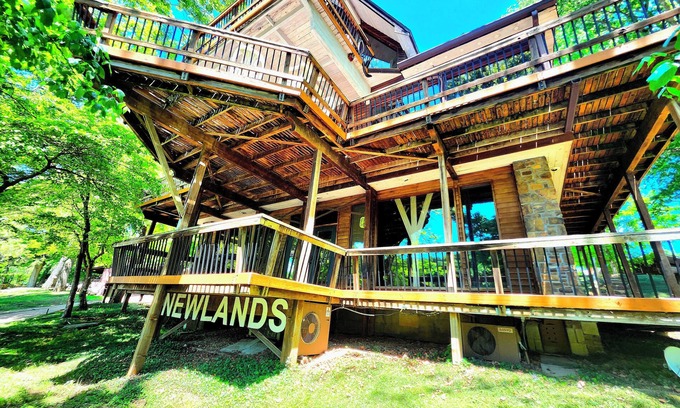Flippin Cabin | White River Lodge # 2