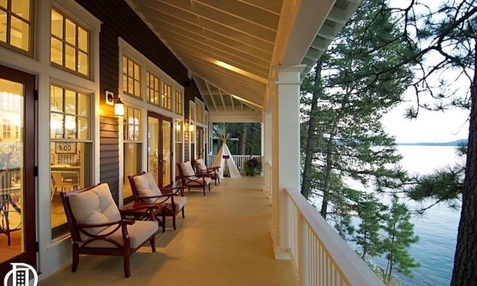 Whitefish House | Whitefish Lake Montana Luxury Lakefront Home.Alpine Skiing Nearby.Monthly Rate