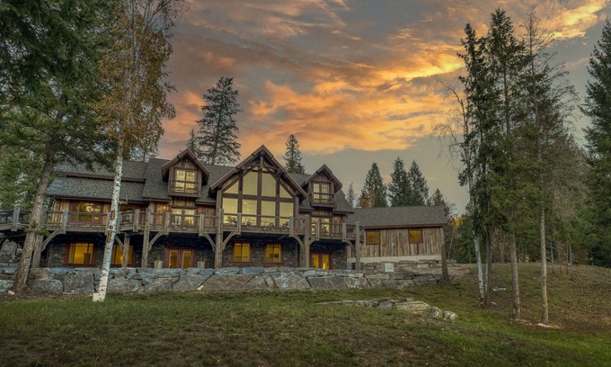 Whitefish House | Whitefish Outpost: Rustic Luxury Retreat