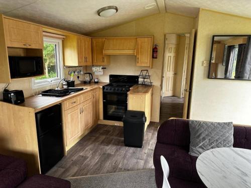 Frampton House | Whitehouse farm fishery