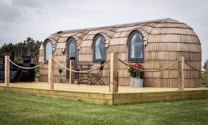 North Berwick House | Whitekirk Cabin (Hill Views)