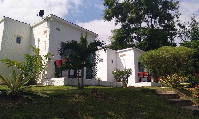 Pak Chong Hotel | WhiteRock Resort Pakchong