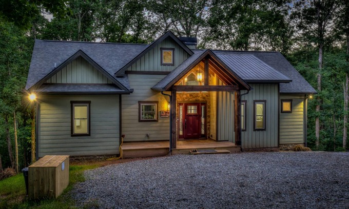 Mineral Bluff House | Whitetail Bluff by Escape to Blue Ridge