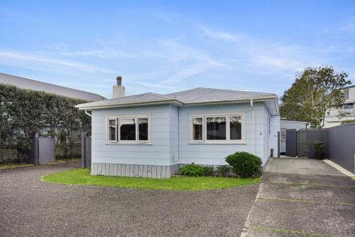 Whitianga House | Whitianga Blue Bach - Location Location Location!