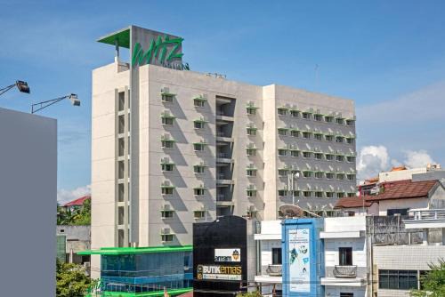 Balikpapan Hotel | Whiz Prime Hotel Balikpapan