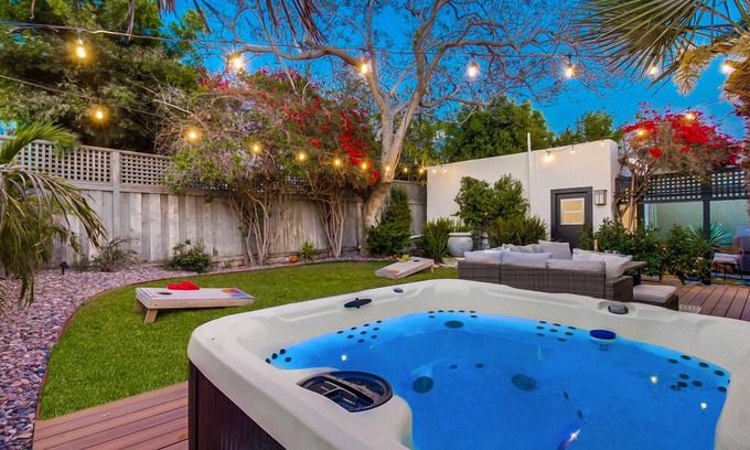 Middletown House | ♦ WHOA!, NEW SEAVIEW OASIS HAS IT ALL - VIEWS ♦ SPA ♦ GAMEROOM ♦