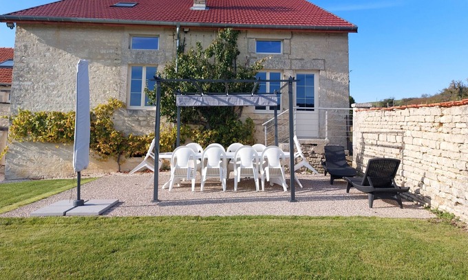 Autreville-sur-la-Renne House | whole house, jacuzzi, garage, wifi, Classified 2 stars
