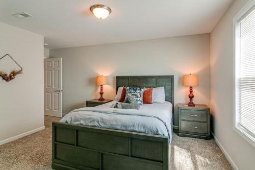 Clarksville House | Whole Home 1010 Franklin St