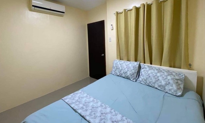 Minglanilla House | Whole house & Free parking in a safe neighborhood nearby malls and main highway