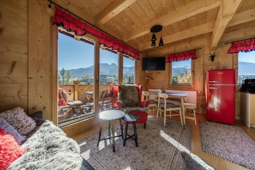 Koscielisko Ski Chalet | WHY NOT Domek Świerkowy