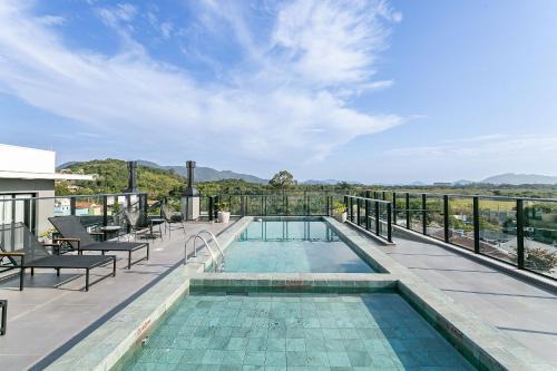 Cachoeira do Bom Jesus Apartment | WI-FI 1000MB | Piscina no Rooftop #CHA07