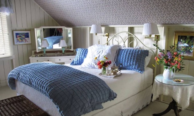 Woodlake Bed & Breakfast | Wicky Up Ranch B&B