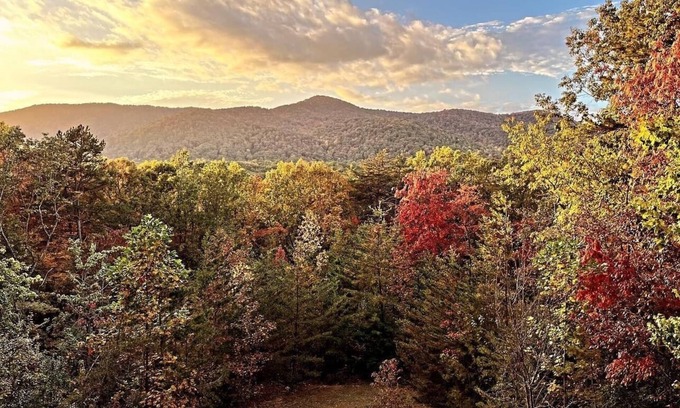 Cleveland Cabin | Wide-Spread Mountain Views, Hot Tub, Firepit, Arcade & So Much More!