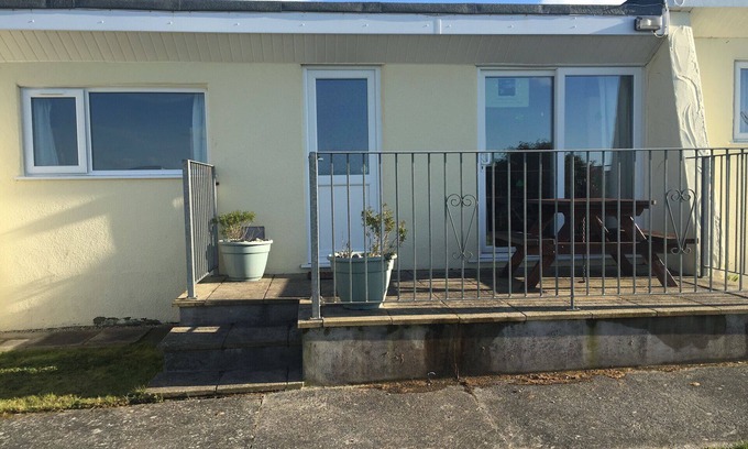 Widemouth Bay Ski Chalet | Widemouth Waves Chalet