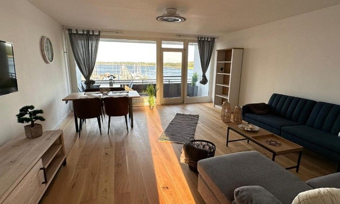 Schleswig Apartment | Wiking Yachthafen - Schleiblick