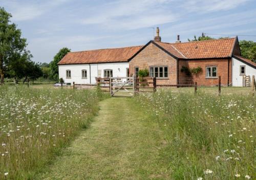 Postwick with Witton House | Wild Meadow Cottage