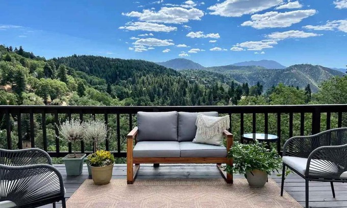 Running Springs Ski Chalet | @wild olive den ~ Serene Weekend Getaway Cabin