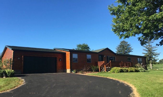 Baraboo Cabin | Wild Rose Ranch Guest Cabin
