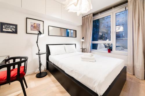 Wilda Apartment | Wilda Deluxe Apartment by BookingHost