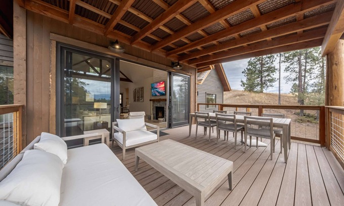 Eureka House | Wilderness Club Haven for 12!