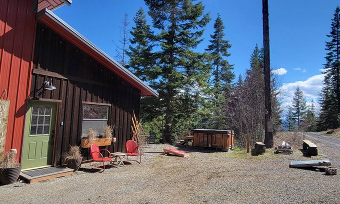Coeur d'Alene House | Wilderness retreat 15 minutes from downtown Coeur d'Alene.