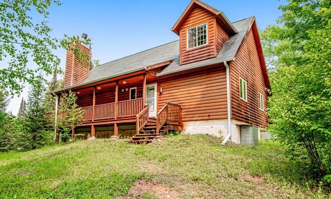 Presque Isle House | Wilderness retreat w/a foosball table, wet bar, Kayaks, Paddle boards & W/D