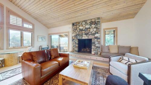 Elkhorn House | Wildflower Condo 617