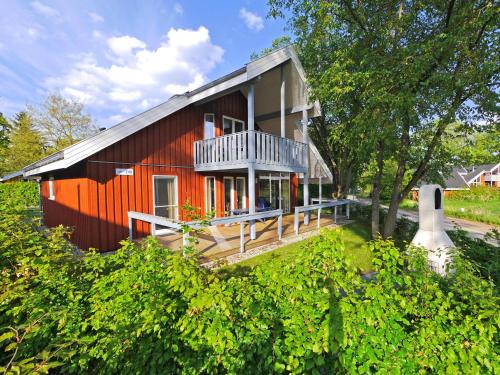 Mirow House | Wildgans Classic 248