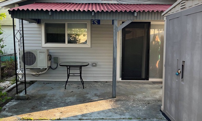 Wildwood Cottage | Wildwood cottage 2 blocks from boardwalk