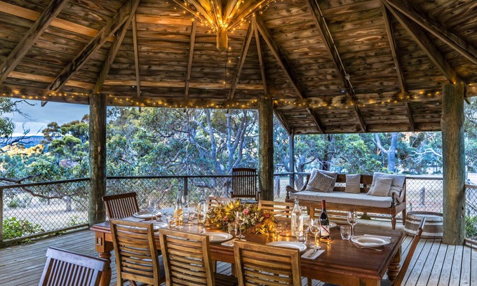 Yallingup Hotel | Wildwood Valley