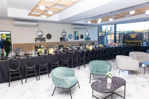 Greater Johannesburg Metropolitan Area Apartment | William Nicol Apartments by Monte La Vue Hotels