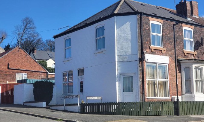 Chesterfield House | William Street North