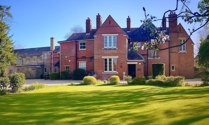 Willingham Apartment | Willingham House - East Wing Ground Floor