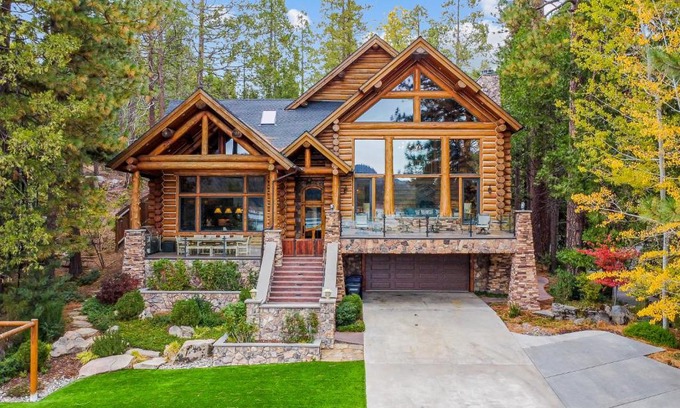 Bass Lake House | Willow Cove Log Cabin