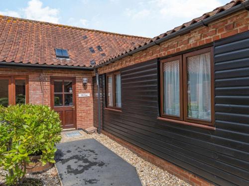 Wood Norton House | Willow