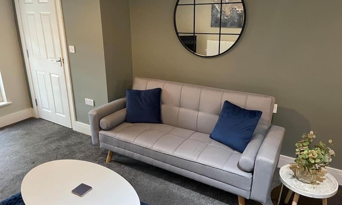 King's Lynn Apartment | Willow House - 2bedroom Townhouse with free parking in town centre! by Shortstays4U