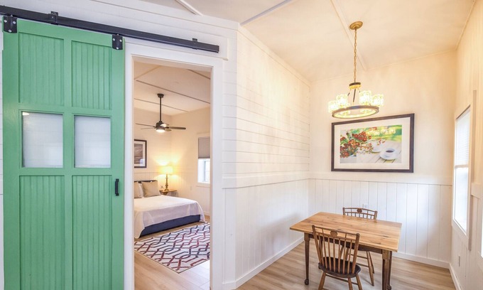 Wilmington Cottage | Wilmington Midtown Guest Home. Minutes to downtown and the beach!