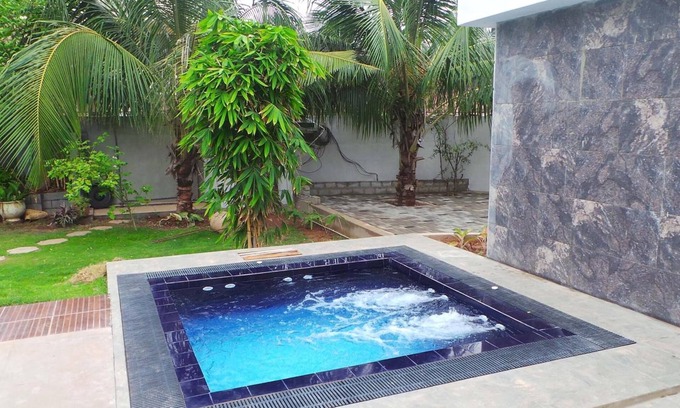 Negombo Hotel | Wind Mill Villa Hotel