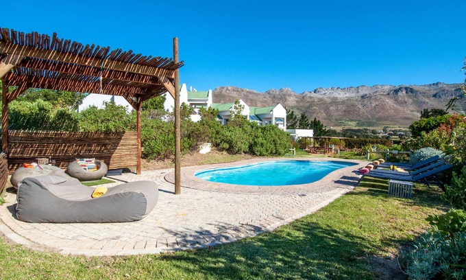 Helderberg Rural House | Wind-Rose Guest House