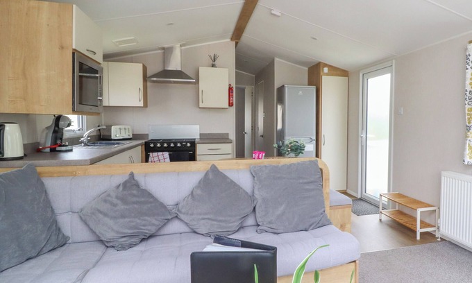 Morecambe Cottage | Windermere Lodge