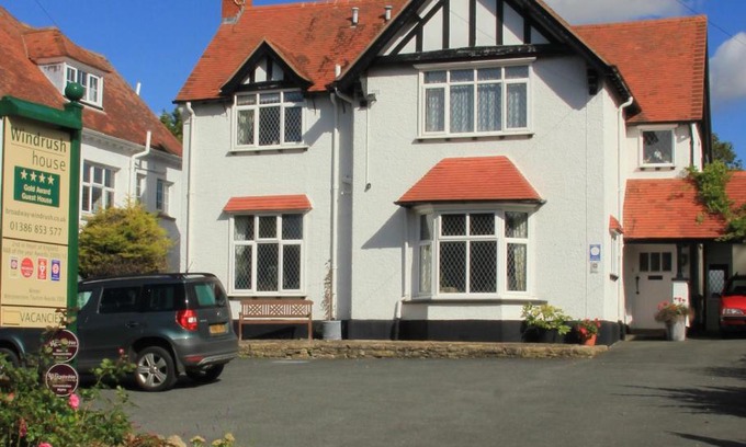 Broadway Bed & Breakfast | Windrush House