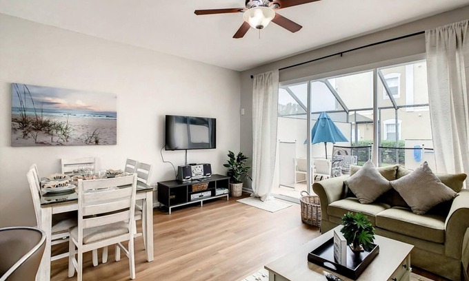 Windsor Hills House | Windsor Hills Getaway 3BR with Pool