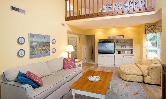 Shipyard Plantation Apartment | Windward Village 109