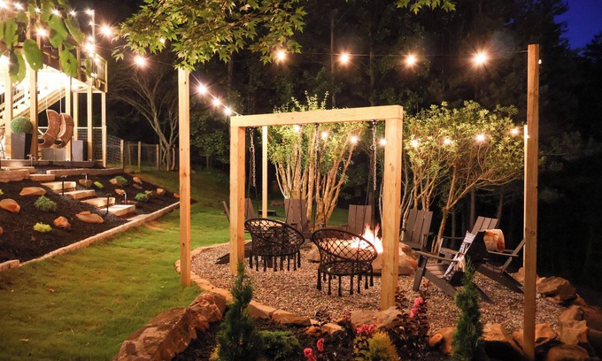 Dahlonega Cabin | Wine Country Luxe 5BR w Views & Hottub, Pet Friendly!