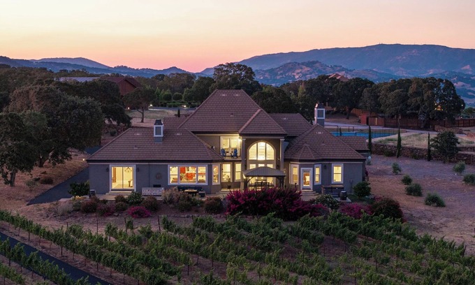 Fairfield Villa | "Wine Country Villa With Breathtaking Views"