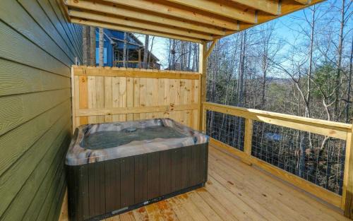 Gatlinburg - Pigeon Forge Villa | Wine Down