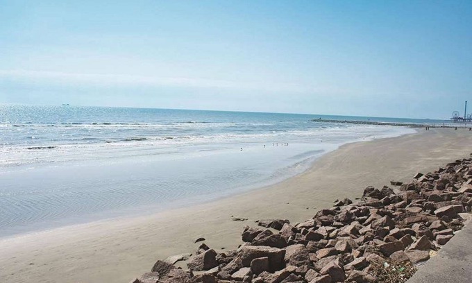 San Jacinto Hotel | Wingate by Wyndham Galveston Beachfront at the Seawall