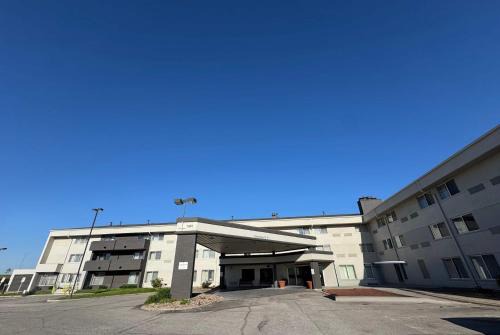 Highlands Hotel | Wingate by Wyndham Lincoln Airport East I-80