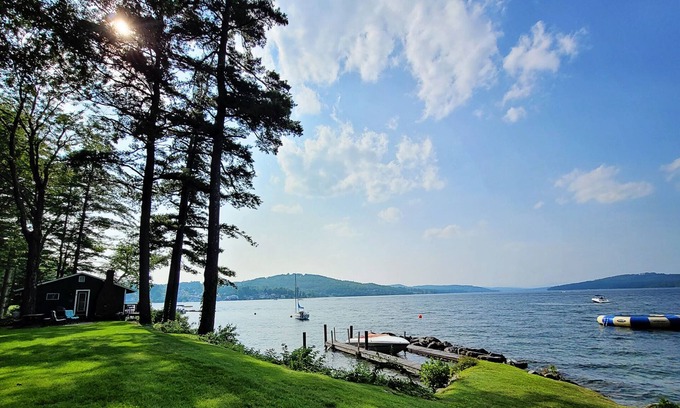 Laconia Cabin | Winnipesaukee Lakefront Cabin w/Private Dock Slip